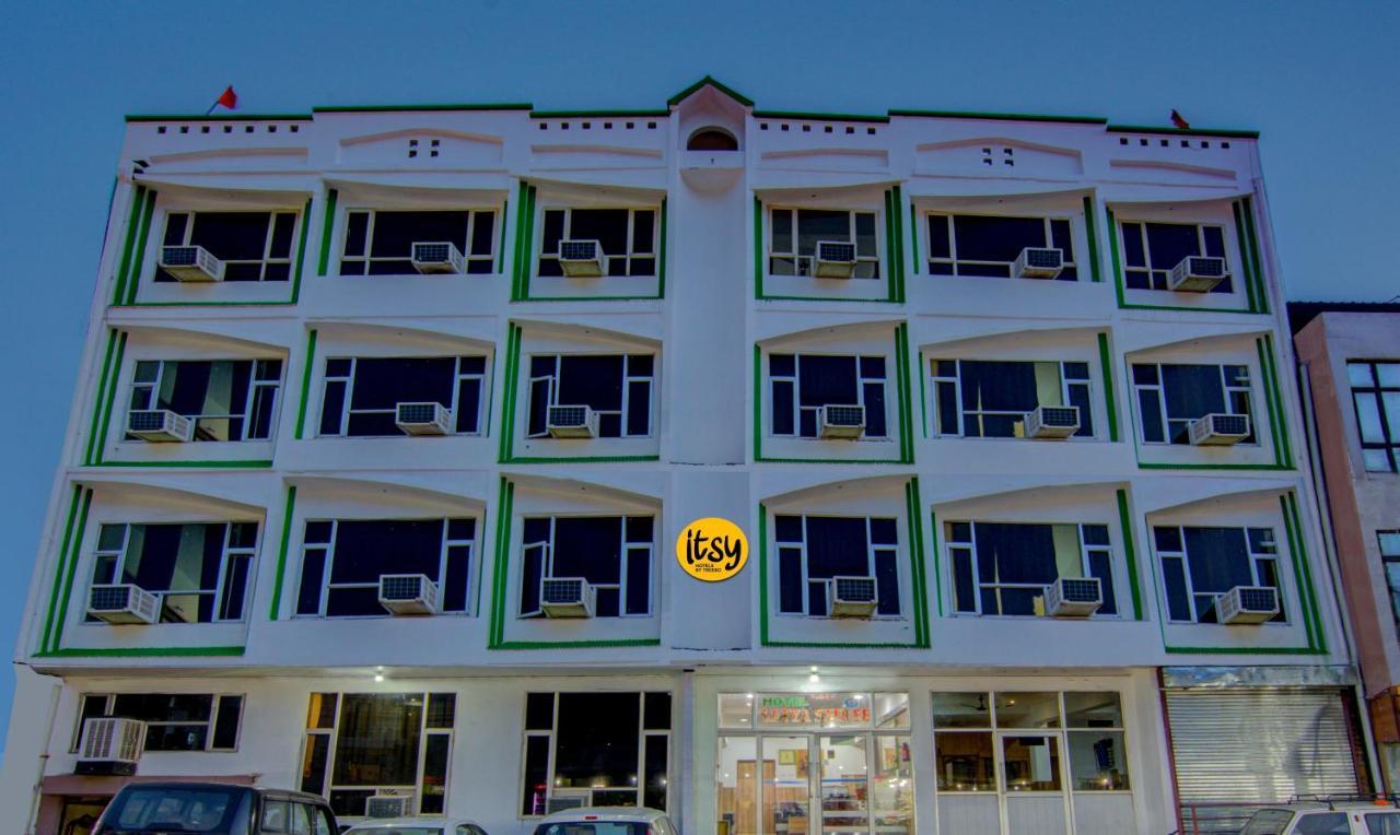 Itsy Hotels Satya Shree カトラ エクステリア 写真