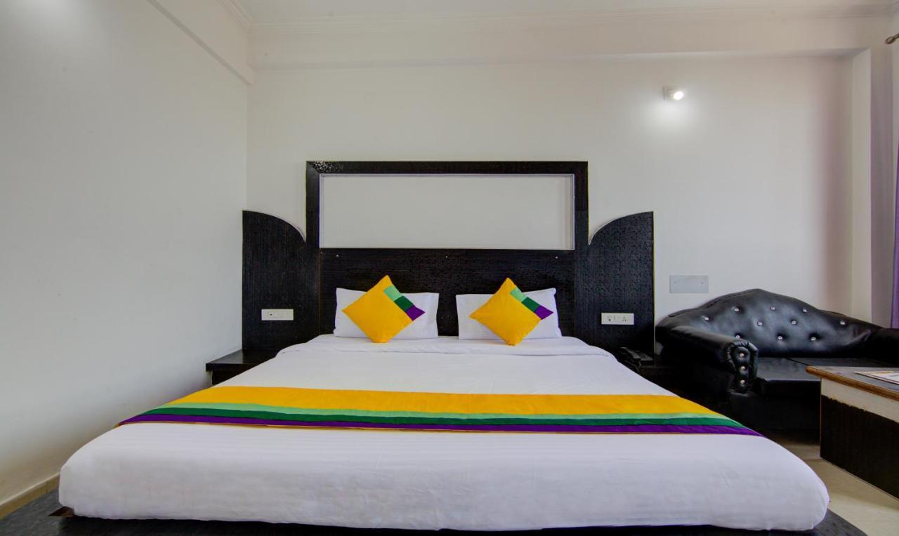Itsy Hotels Satya Shree カトラ エクステリア 写真