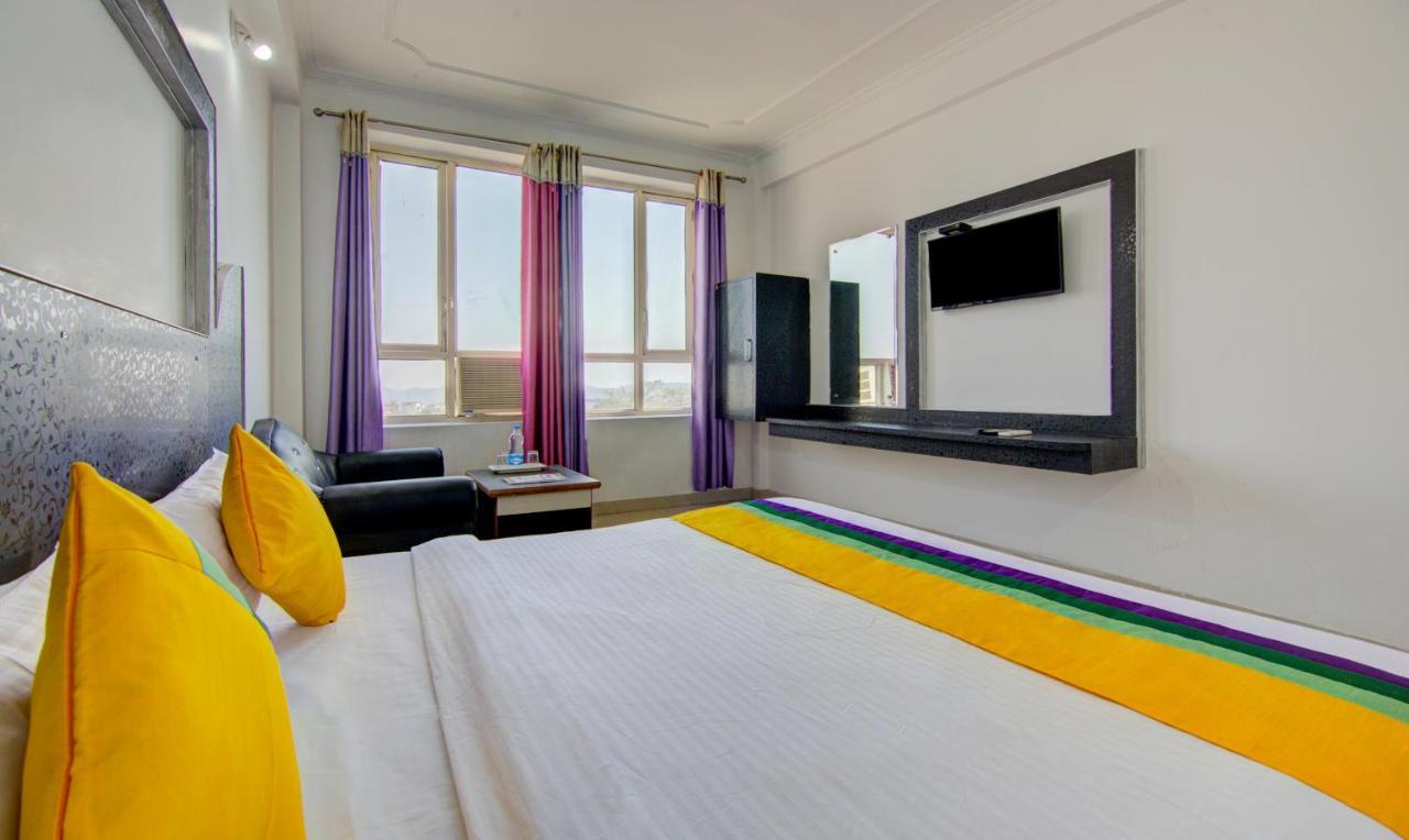 Itsy Hotels Satya Shree カトラ エクステリア 写真