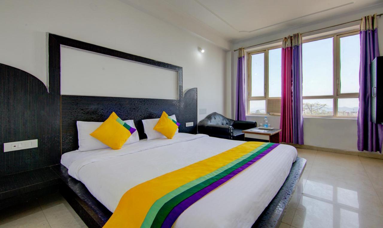 Itsy Hotels Satya Shree カトラ エクステリア 写真