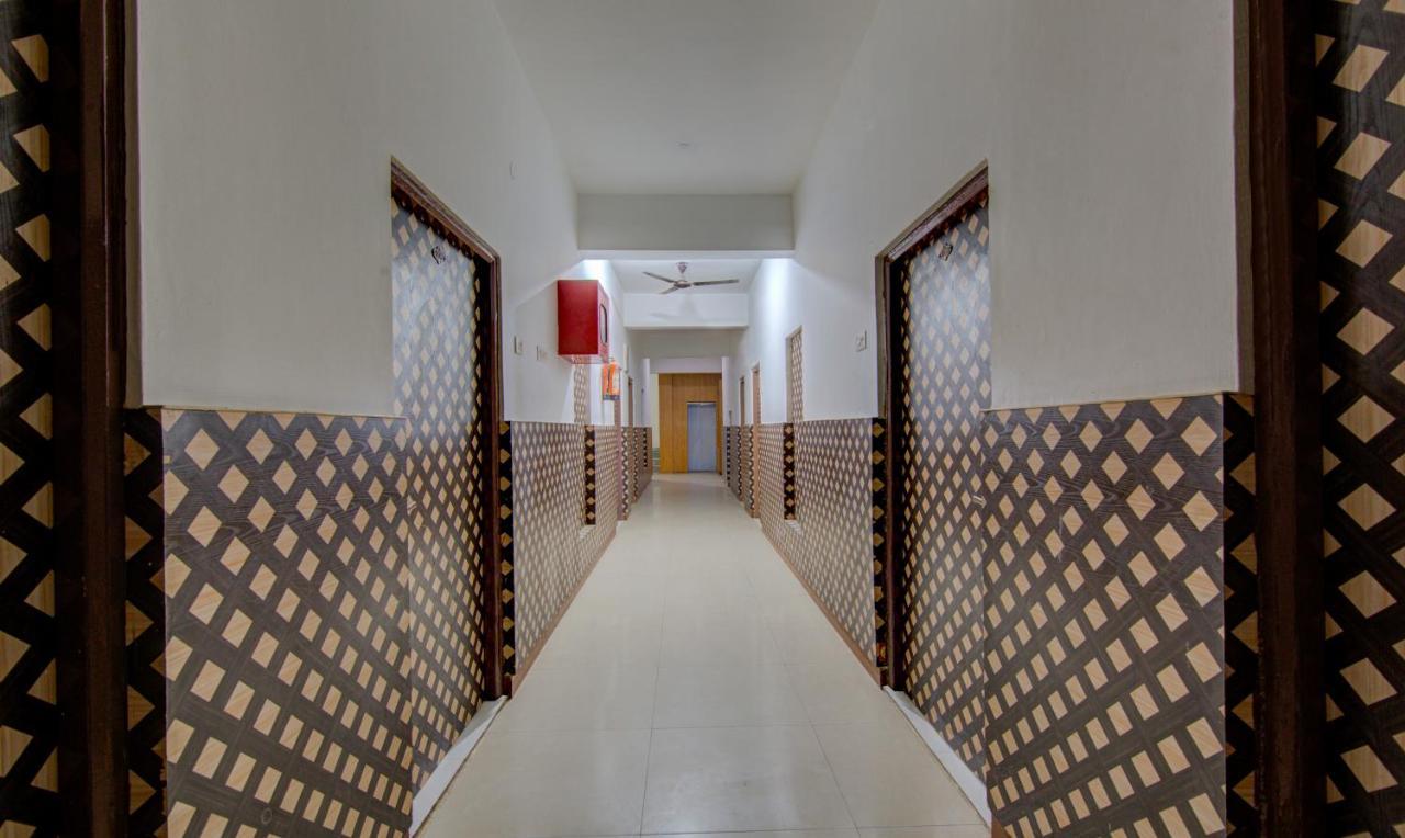 Itsy Hotels Satya Shree カトラ エクステリア 写真
