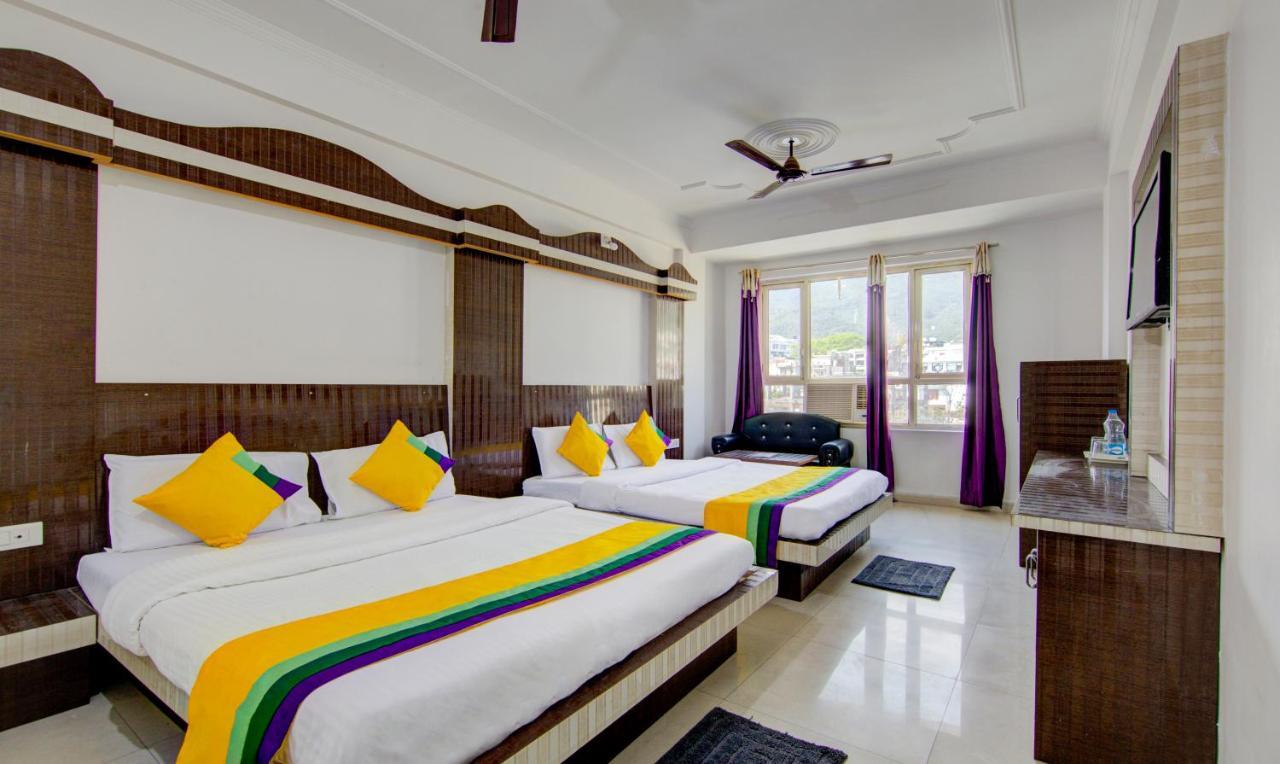 Itsy Hotels Satya Shree カトラ エクステリア 写真
